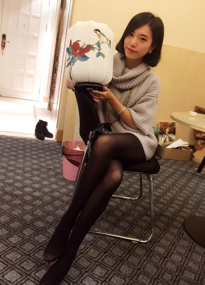 Asian Wives &amp; GFs in Pantyhose Part 2 of 2 #94001944