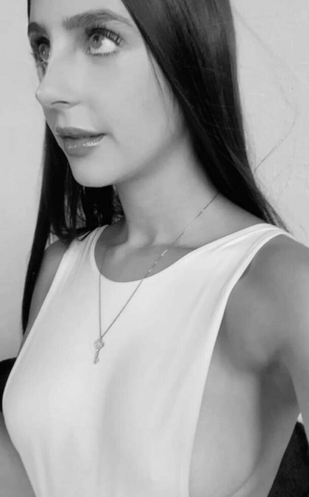 Gabinocentee desnuda #108373914