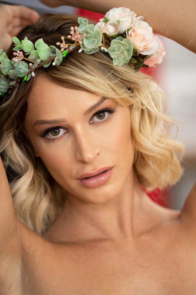 Lesbianas 13
 #89818947