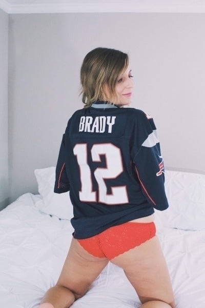 Blond exposed mutter von 2 shannon webslut webwhore groß titten
 #101613625