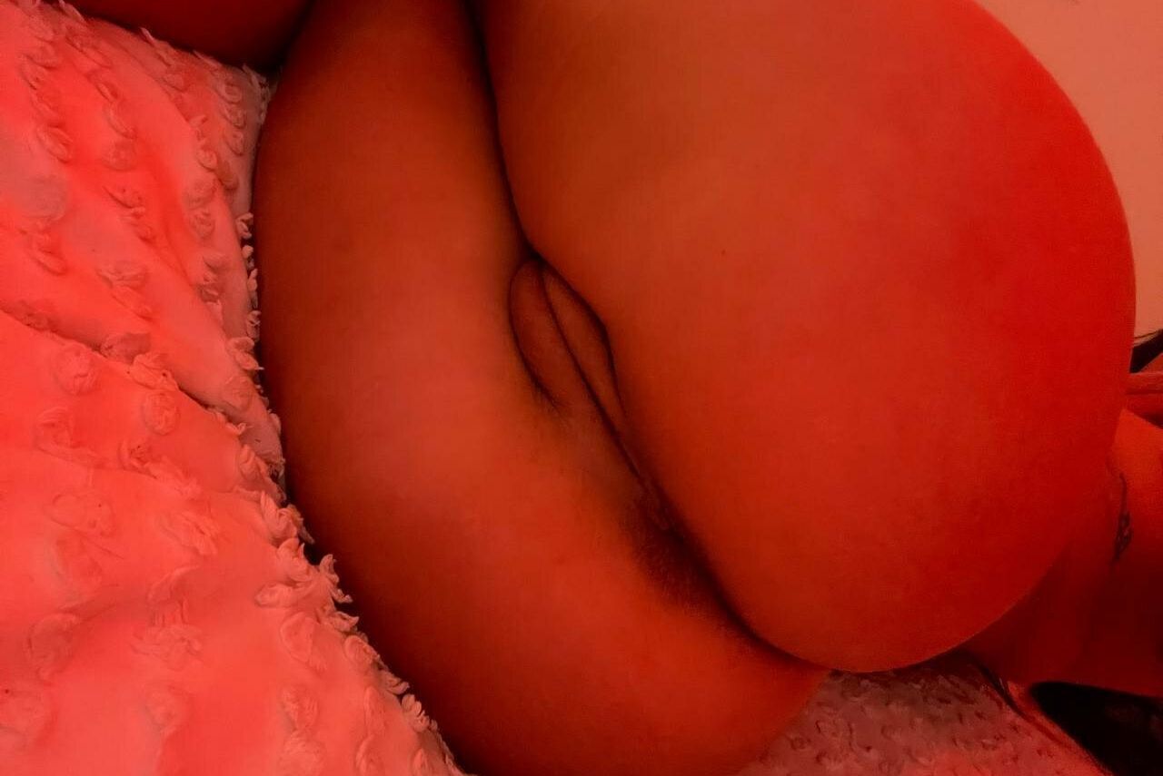 Tavia Sky desnuda #108668929