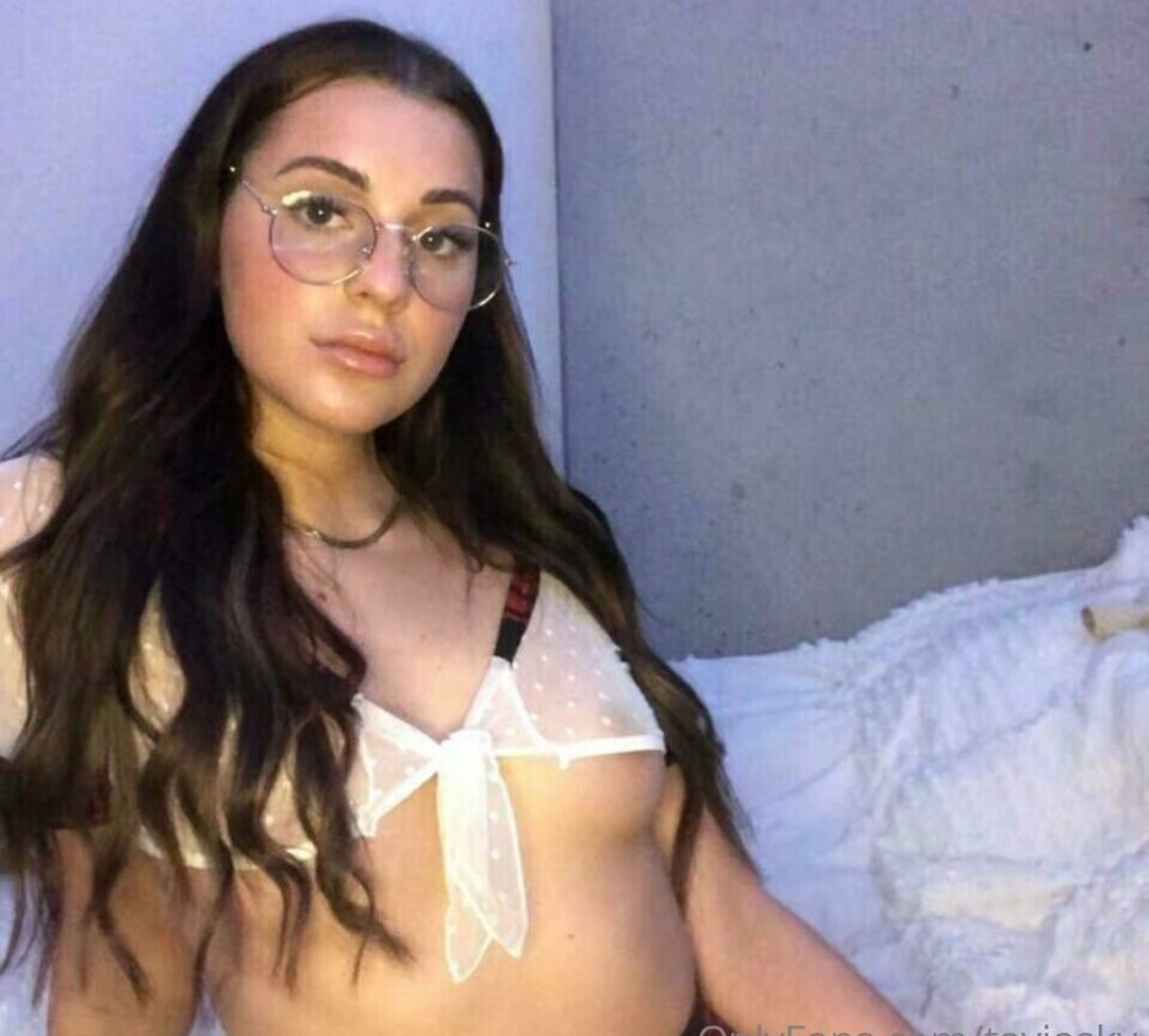 Tavia Sky desnuda #108668957