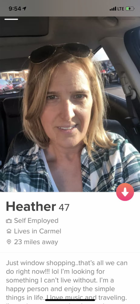 ランダムなティンダー・スラット
 #102059919