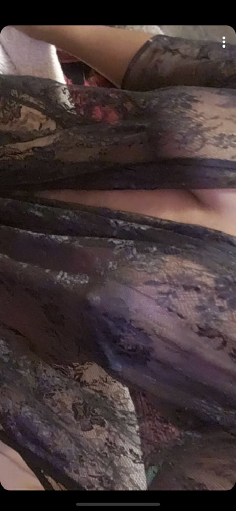 ランダムなティンダー・スラット
 #102059929