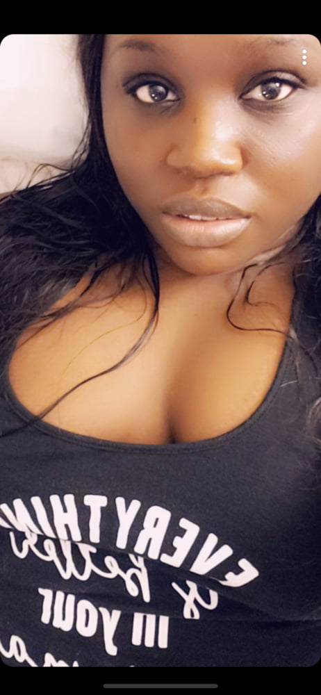 ランダムなティンダー・スラット
 #102059939