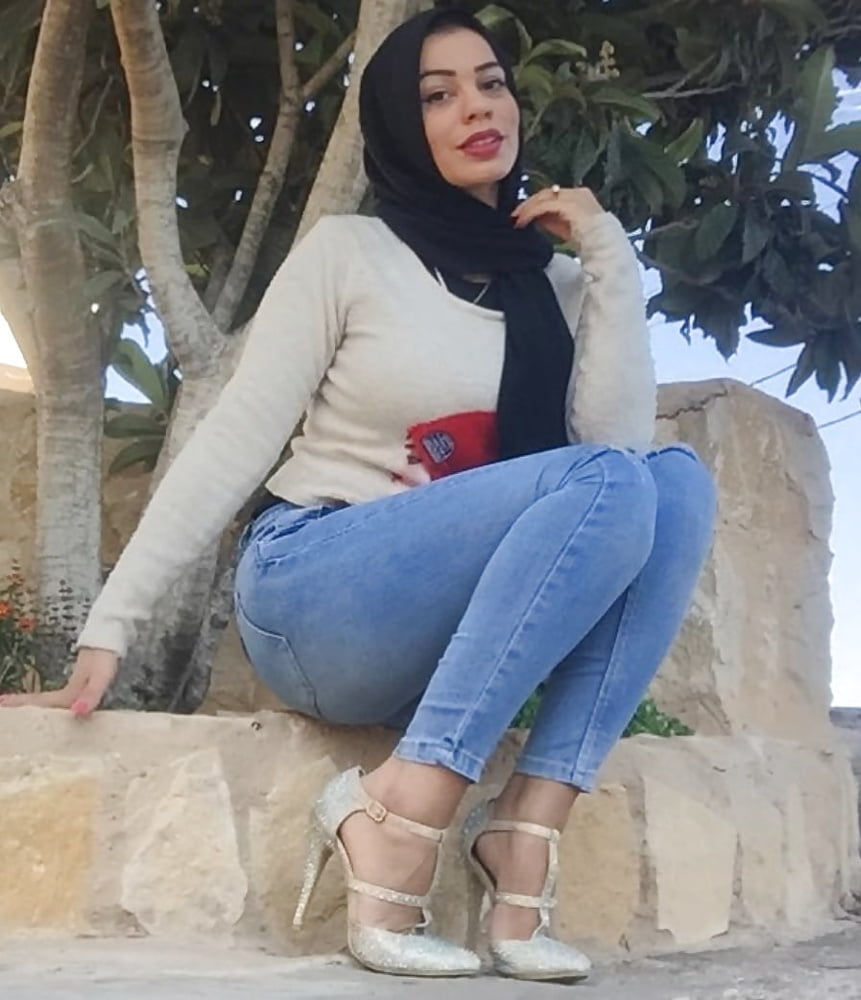 Kopftuchschlampen 2
 #90966323