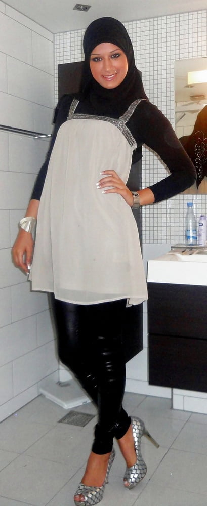 Kopftuchschlampen 2
 #90966345