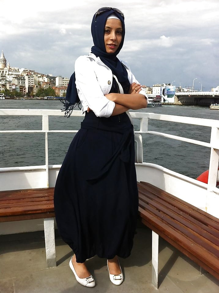 Kopftuchschlampen 2
 #90966357