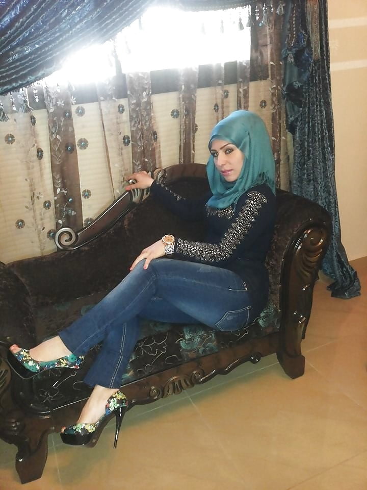 Kopftuchschlampen 2
 #90966365