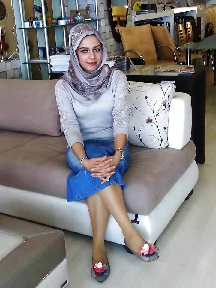 Kopftuchschlampen 2
 #90966373