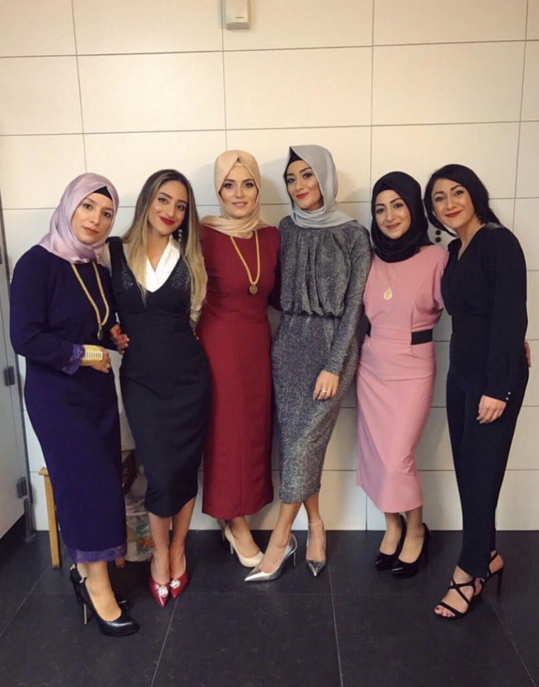 Kopftuchschlampen 2
 #90966379