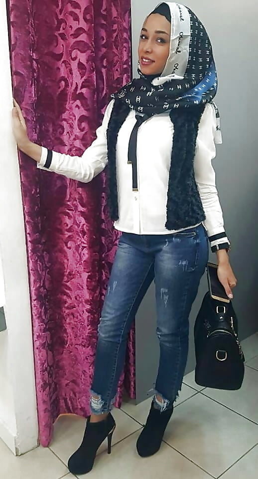 Kopftuchschlampen 2
 #90966399