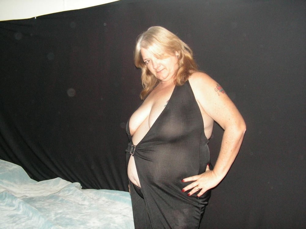 Mamá sin sujetador 030.
 #101994888