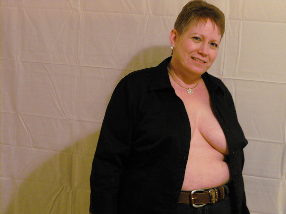 Mamá sin sujetador 030.
 #101994897