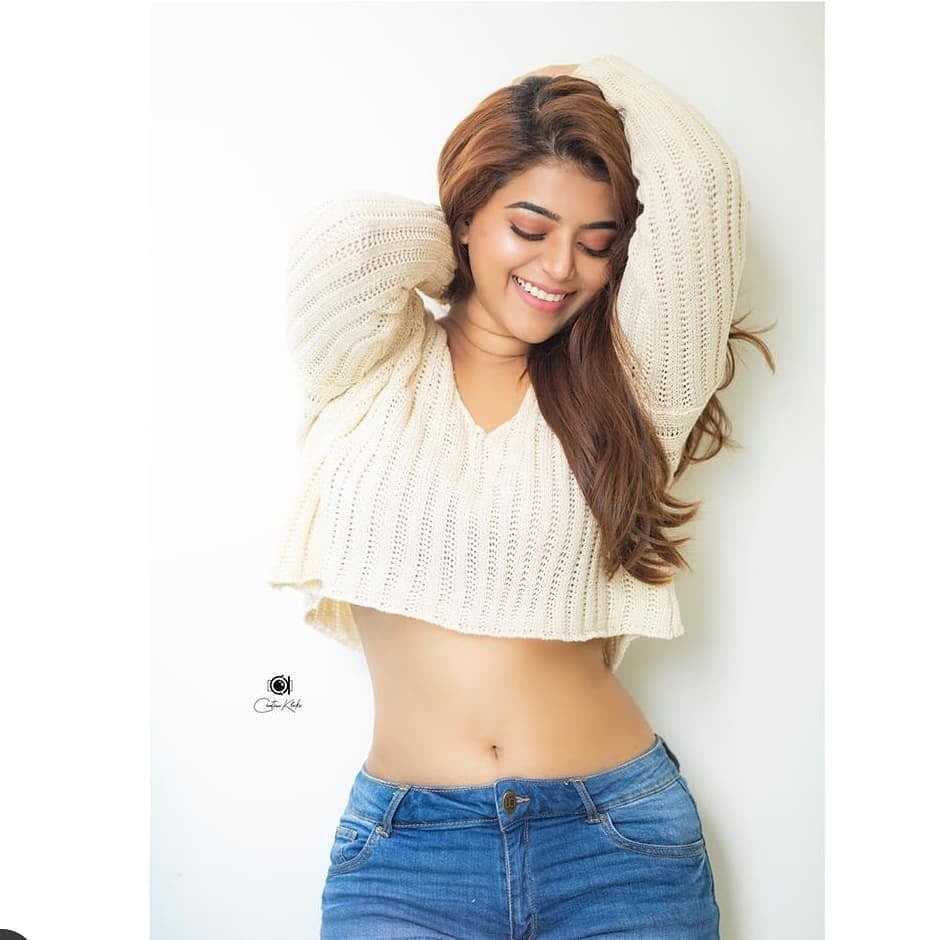 cute actress navel #80281896