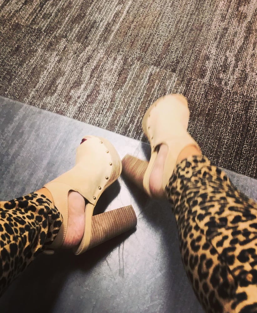 Piedi da zoccola 3 #89224914