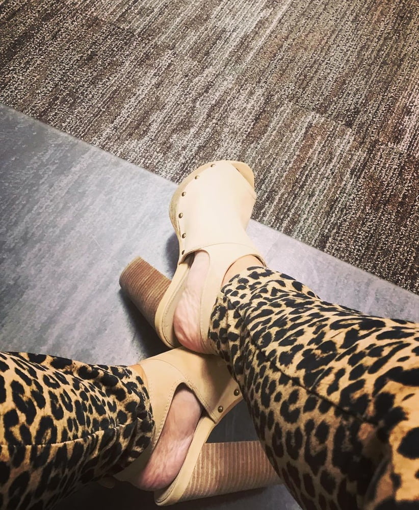 Piedi da zoccola 3 #89225079