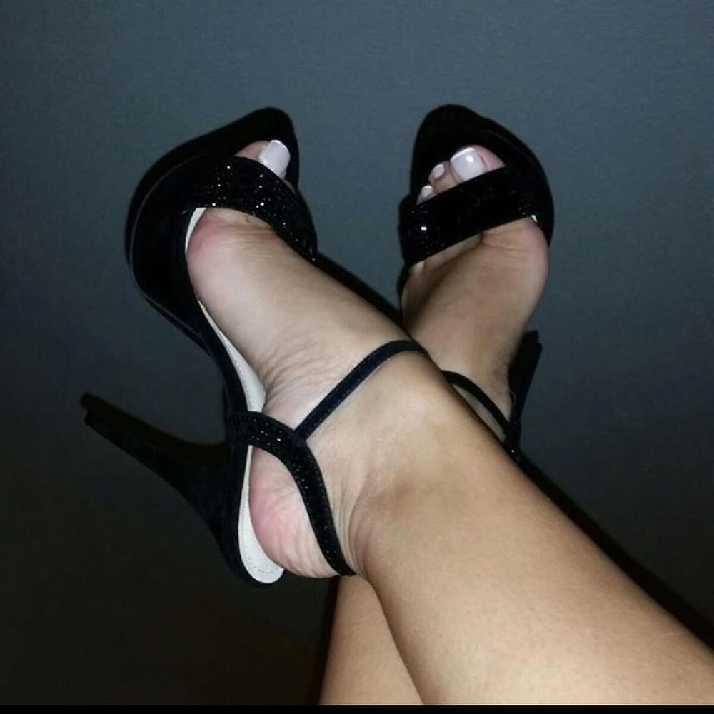Piedi da zoccola 3 #89225160