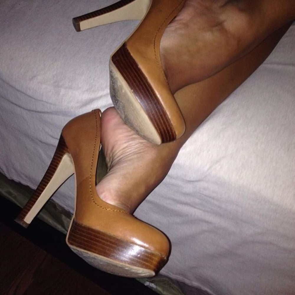 Piedi da zoccola 3 #89225188
