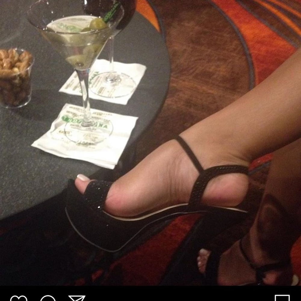 Piedi da zoccola 3 #89225212
