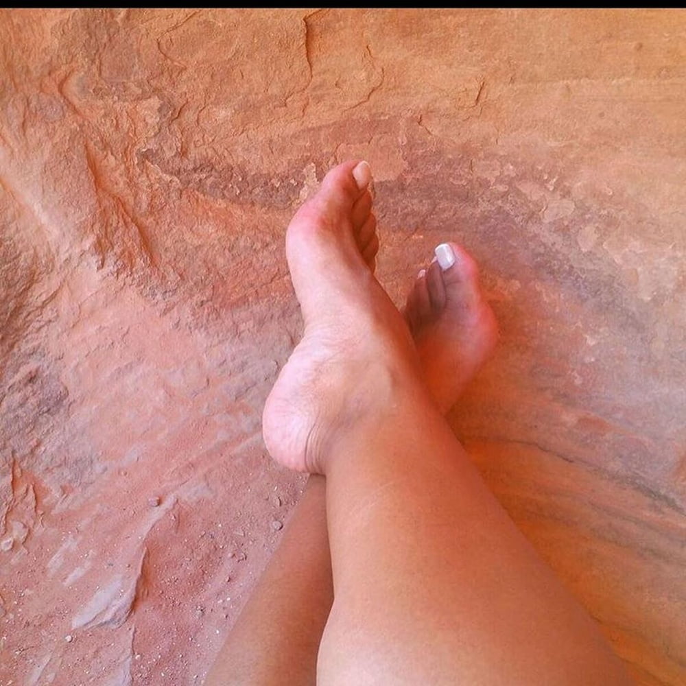 Piedi da zoccola 3 #89225269