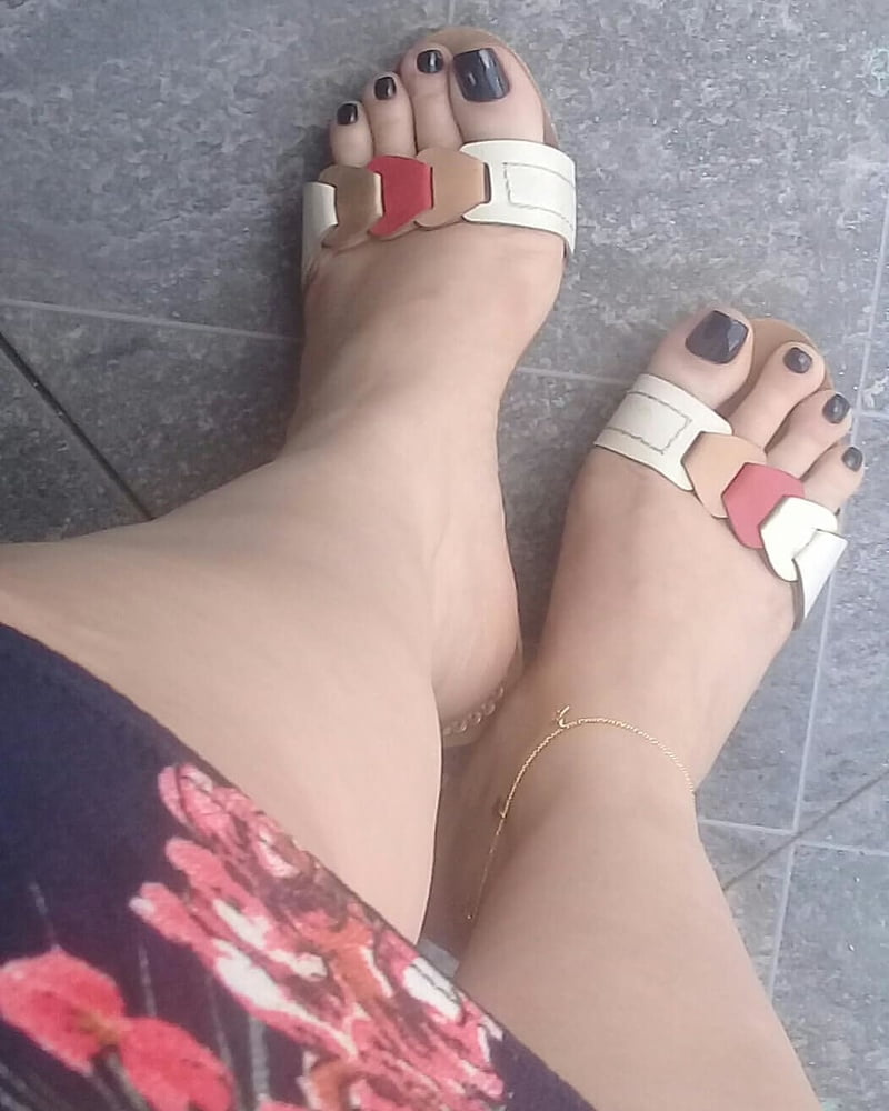 Piedi da zoccola 3 #89225349