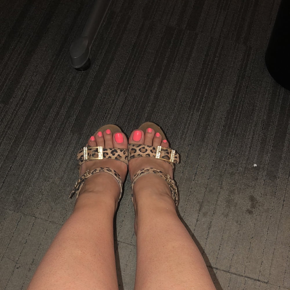 Piedi da zoccola 3 #89225410