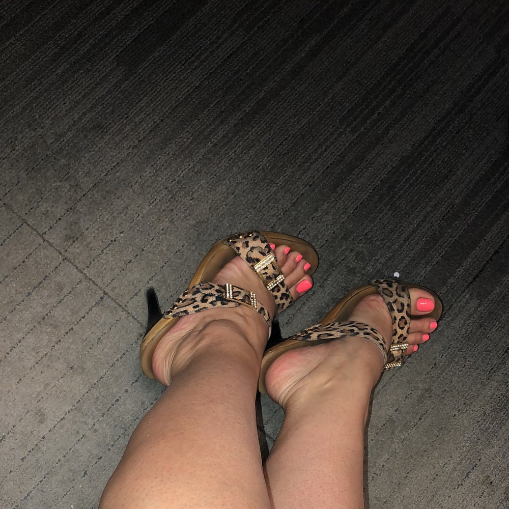 Piedi da zoccola 3 #89225422