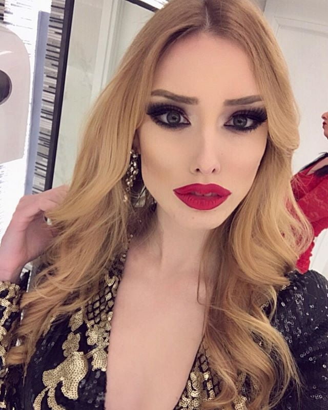 Sofija, devojka za zestoko razbijanje do suza komentarisite #103598749