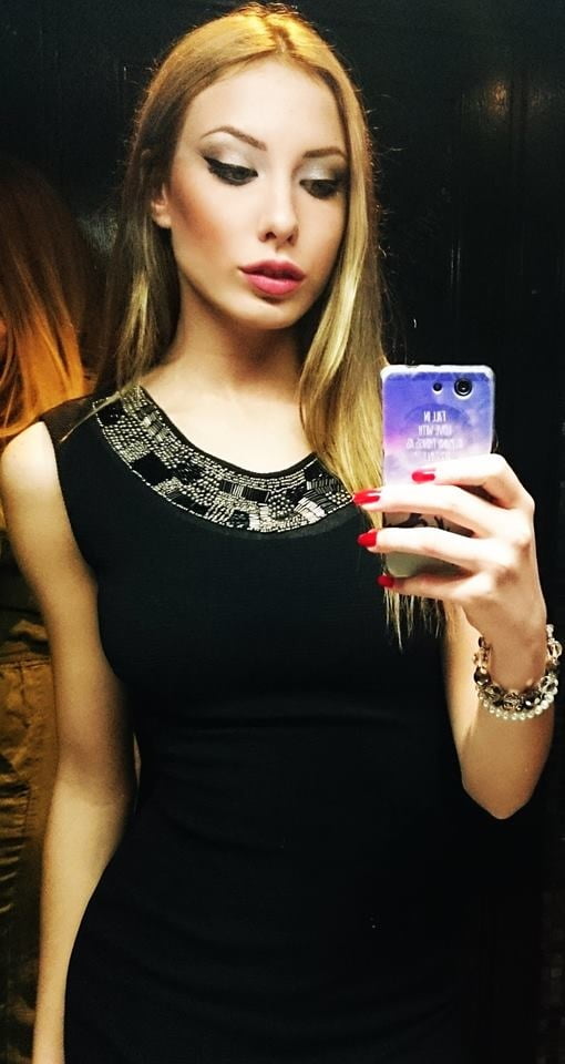 Sofija, devojka za zestoko razbijanje do suza komentarisite #103599175