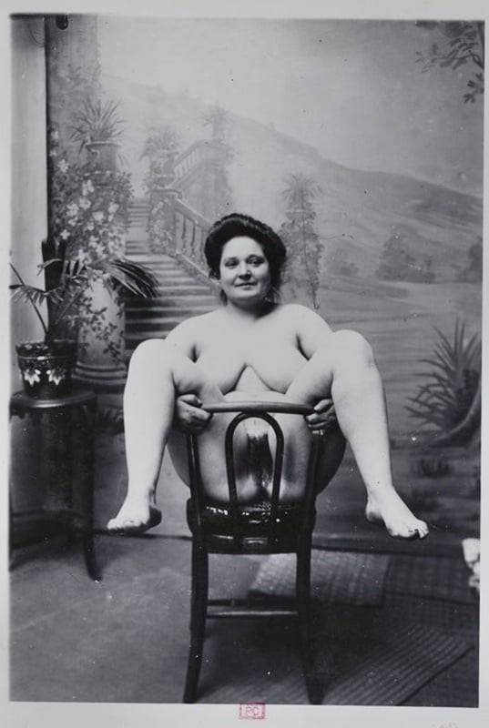 In ein Pariser Bordell um 1904 von J. Bellock
 #90165611