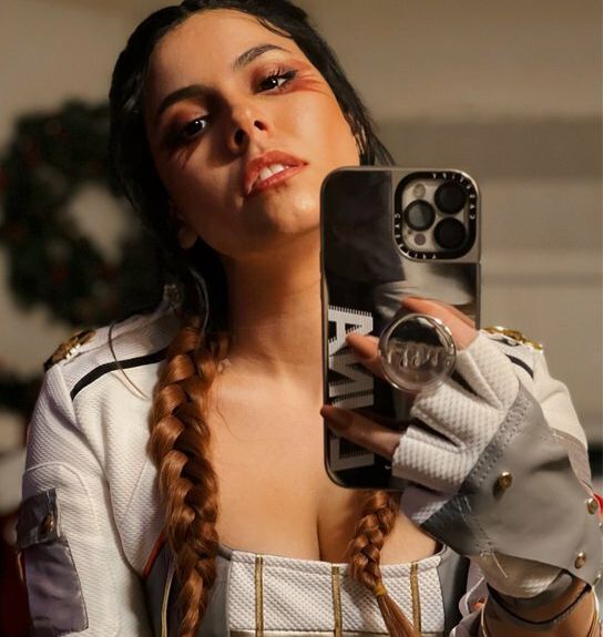 Luna Bloom desnuda #109119913