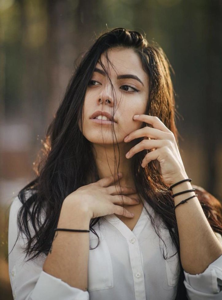 Luna Bloom desnuda #109119952