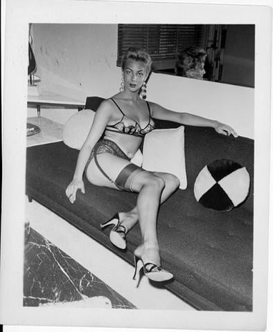 Vintage Strippers #82119104
