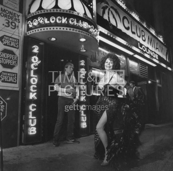 Vintage Strippers #82119433