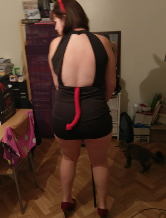 Marjorie aime faire bander les mecs... #93908350