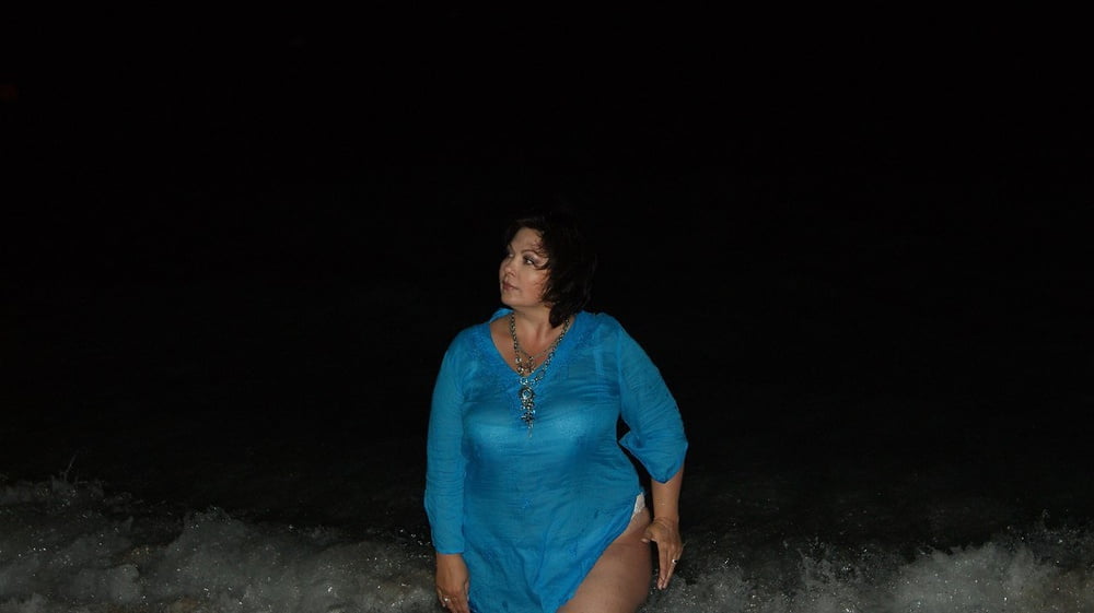 Caderas anchas de mujer 309
 #105566273