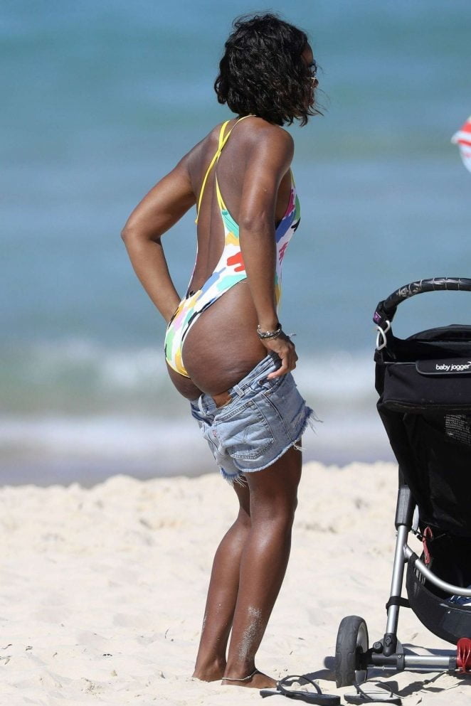 Kelly Rowland ass and tits in bikini #105564101
