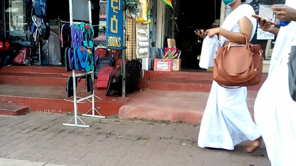 sl hot saree road capture fb 4 #89630162