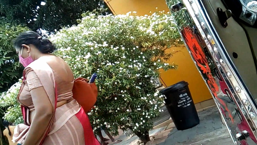 Sl heiß saree straße capture fb 4
 #89630194