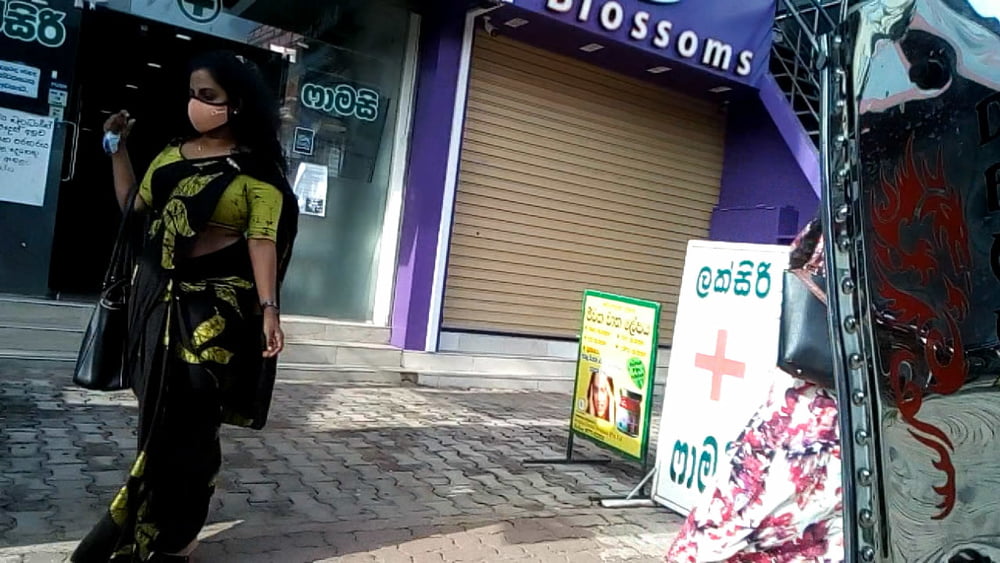 sl hot saree road capture fb 4 #89630215