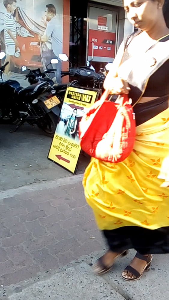 sl hot saree road capture fb 4 #89630226