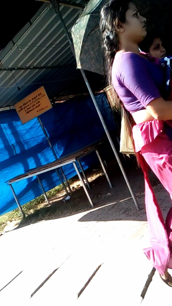 sl hot saree road capture fb 4 #89630268