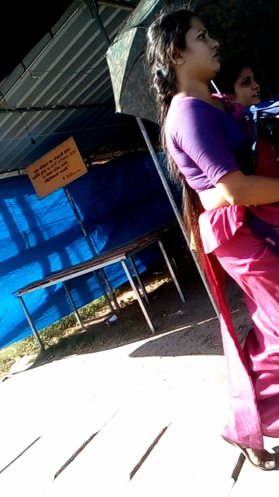 sl hot saree road capture fb 4 #89630271