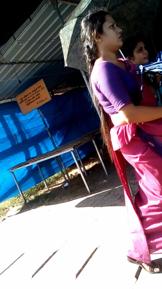 sl hot saree road capture fb 4 #89630274