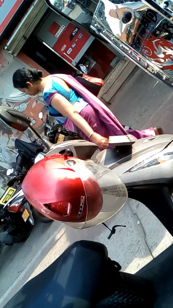 sl hot saree road capture fb 4 #89630321