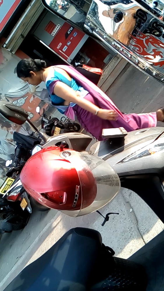 sl hot saree road capture fb 4 #89630324