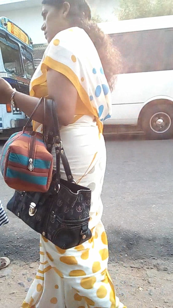 sl hot saree road capture fb 4 #89630339