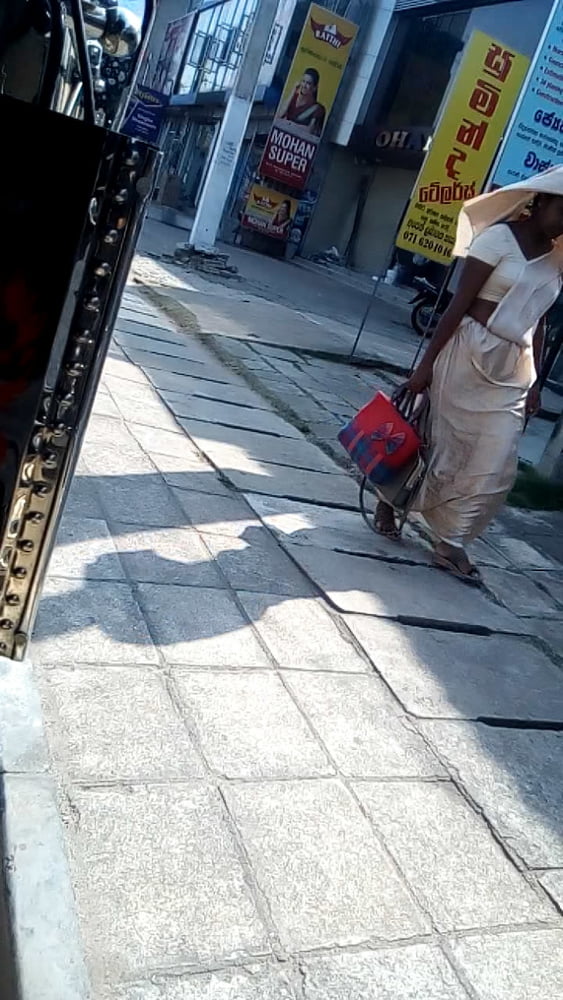 Sl heiß saree straße capture fb 4
 #89630354