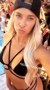 Barbie blank aka kelly kelly wwe
 #103216452